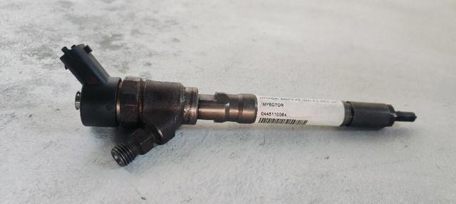 0445110064 HYUNDAI Inyector  en stock Gandía