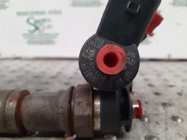 0445110080 Inyector  en stock Sabadell