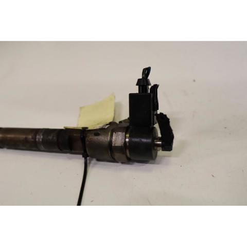 0445110100 MERCEDES Inyector de combustible  disponible Vigo