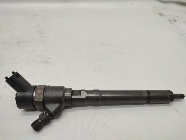 0445110101 HYUNDAI Inyector  en stock Gandía