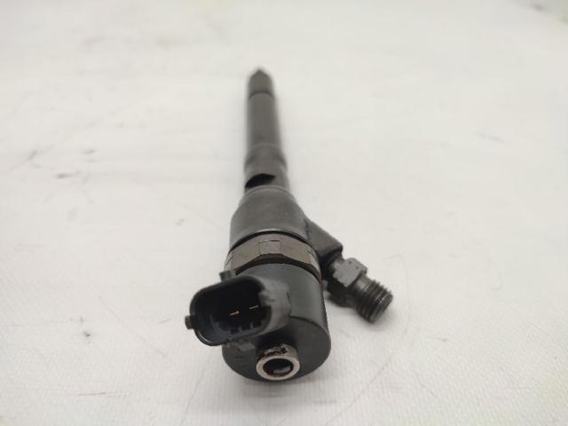 HYUNDAI 0445110101 Inyector de combustible  disponible España
