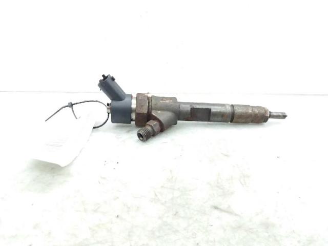 0445110110B RENAULT Inyector de combustible  disponible Alicante