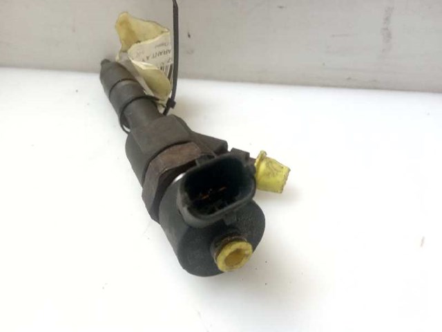 0445110110B RENAULT Inyector  en stock Córdoba