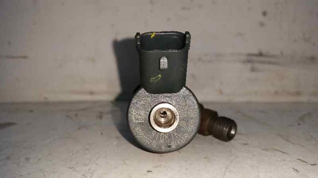 Inyector-bomba 0445110110B RENAULT