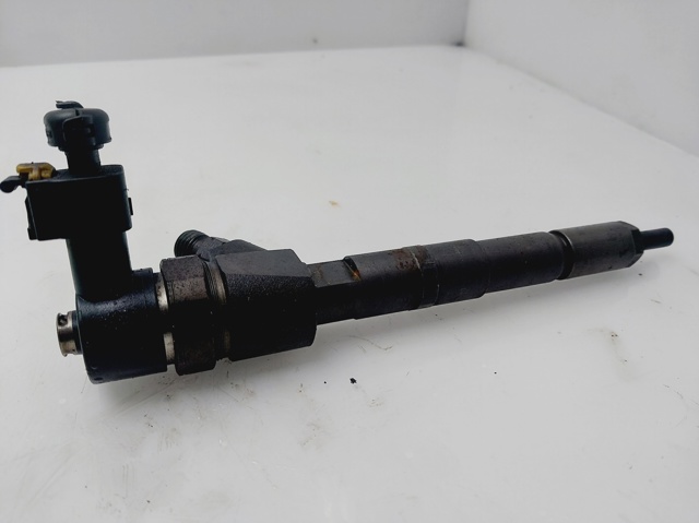 0445110111 FIAT Inyector de combustible  disponible Vigo