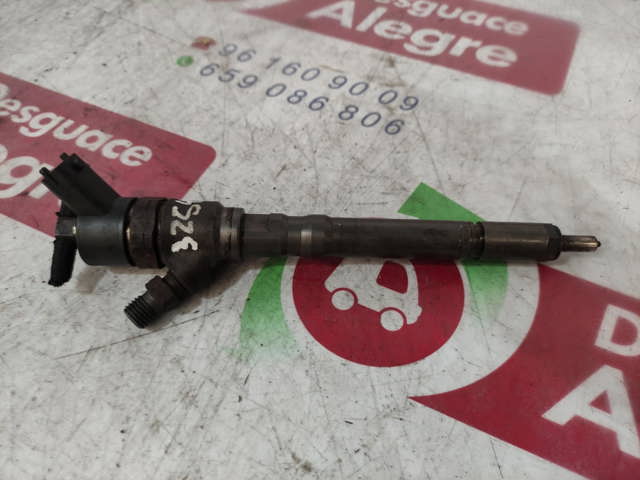 0445110126 HYUNDAI Inyector  en stock Gandía