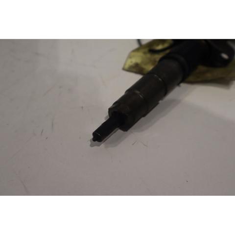0445110141 Inyector  en stock Castellón