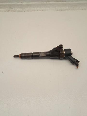 0445110146 RENAULT Inyector de combustible  disponible Vigo