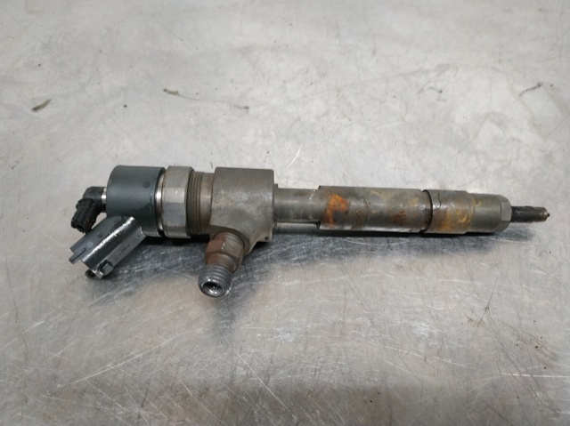 Inyector de combustible Opel Zafira A05