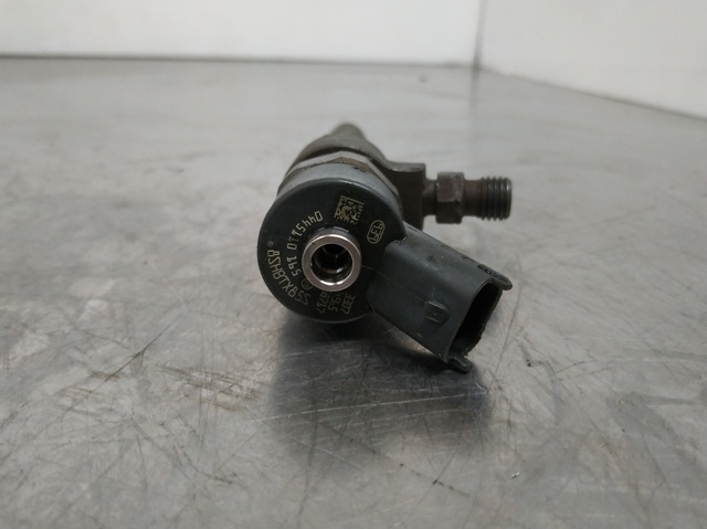 Inyector de combustible Opel Zafira A05