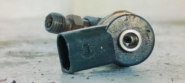 0445110216 BMW Inyector de combustible  comprar en Oviedo