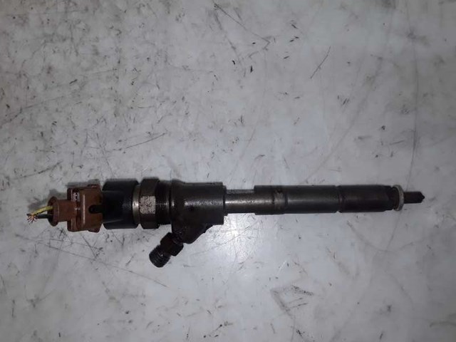 Inyector-bomba Corolla  sedán (2013-2021) original desde 90,02 €