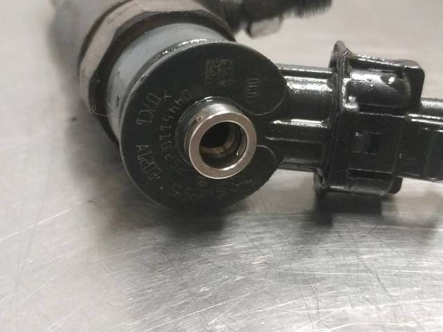 Inyector de combustible 0445110252 PEUGEOT