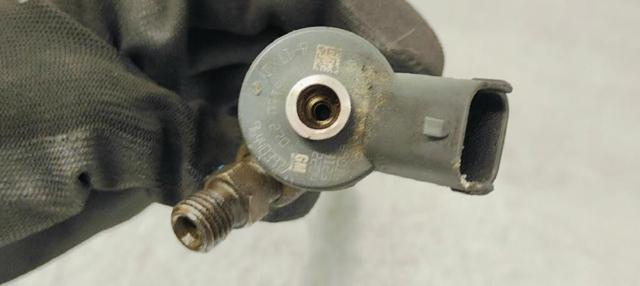0445110270 Inyector de combustible  disponible Utrera