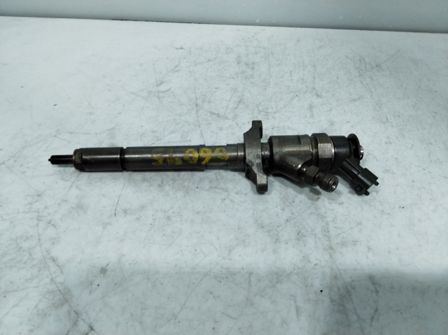 0445110311 Inyector  en stock Granada
