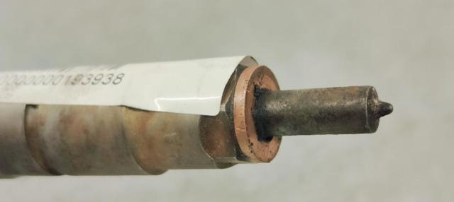 0445110339 Inyector  en stock Castellón