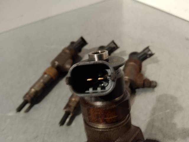 0445110339 FORD Inyector de combustible  comprar en Oviedo