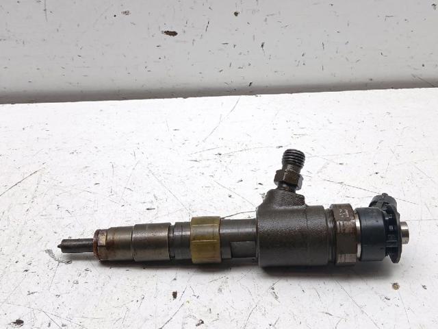 FORD 0445110340 Inyector de combustible  disponible Valladolid