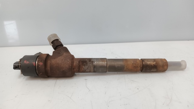 0445110351 Inyector  en stock Sabadell