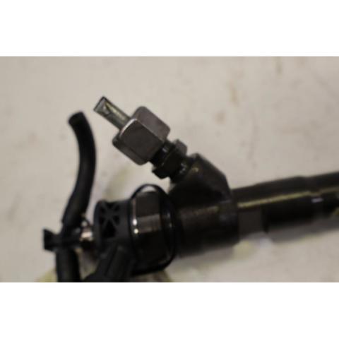 0445110414 NISSAN Inyector  en stock Córdoba