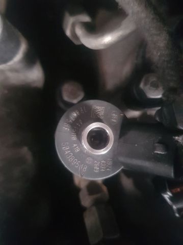 Inyector 0445110418 IVECO