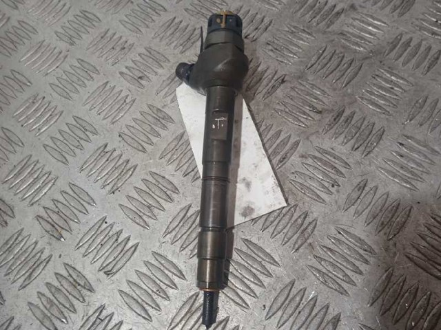 Inyector de combustible 0445110475 VAG