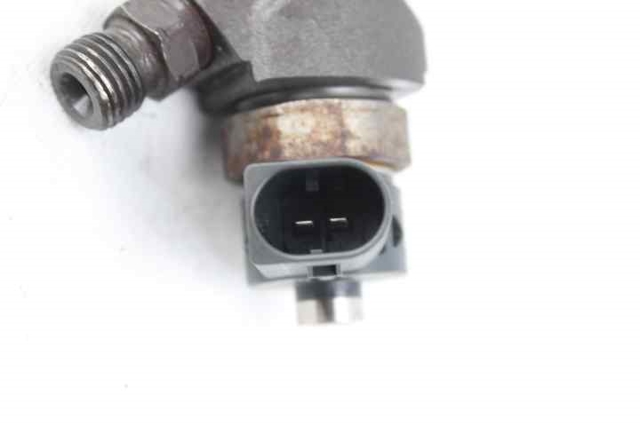 0445110477 VAG Inyector  en stock Gandía