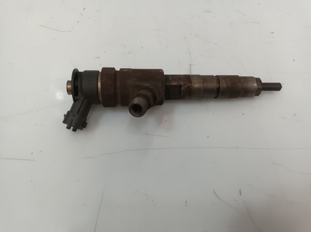FORD 0445110489 Inyector  en stock Salamanca