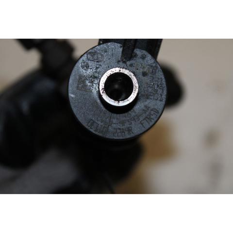 Inyector de combustible Ford Focus 3 CB8