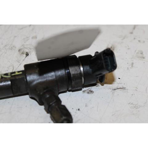 Inyector de combustible Ford Focus 3 CB8