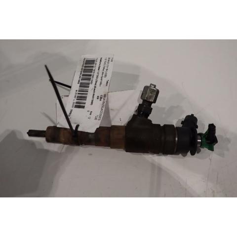 Inyector de combustible Ford Focus 3 CB8