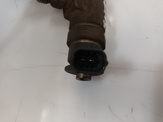 0445110489 Inyector  en stock Sabadell