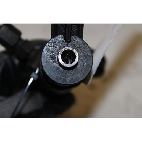 Inyector de combustible Ford Focus 3 CB8