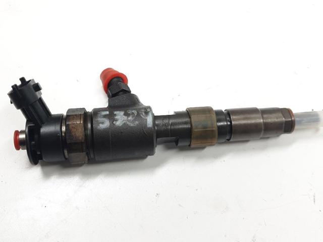 0445110566 Inyector  en stock Sabadell