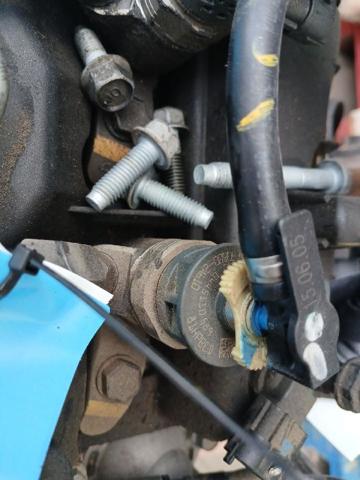 HYUNDAI 0445110589 Inyector  en stock Valencia