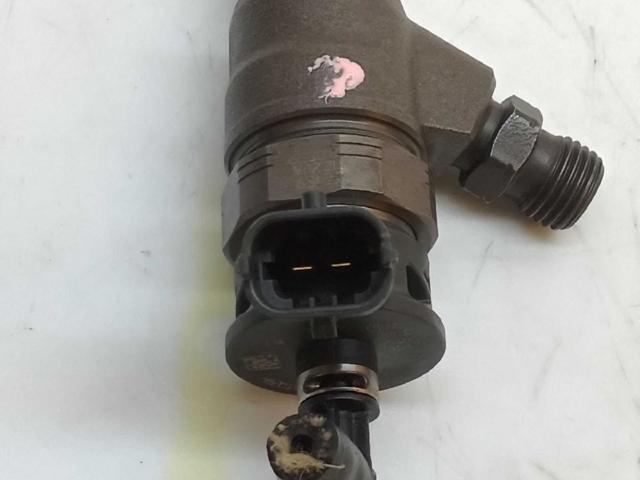 0445110652 RENAULT Inyector  en stock Gandía
