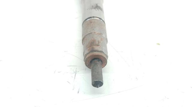 0445110800 Inyector de combustible  disponible Utrera