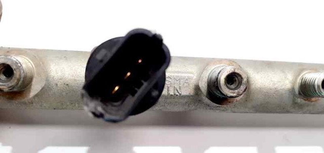 0445214015 Sensor de presión de combustible  comprar en Pontevedra