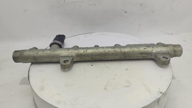 0445214015 RENAULT Sensor de presión de combustible  en stock Huelva