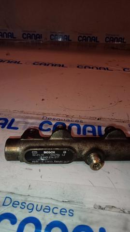 0445214017 PEUGEOT Rampa de combustible  disponible Vigo