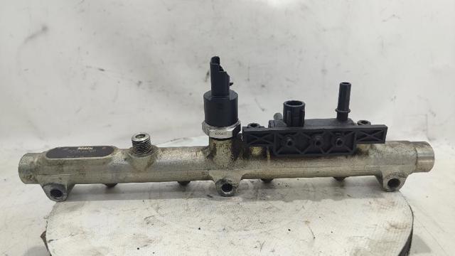 0445214017 PEUGEOT Rampa de combustible comprar Madrid