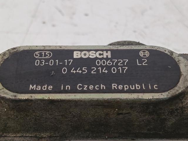 0445214017 PEUGEOT Rampa de combustible  en stock Gandía