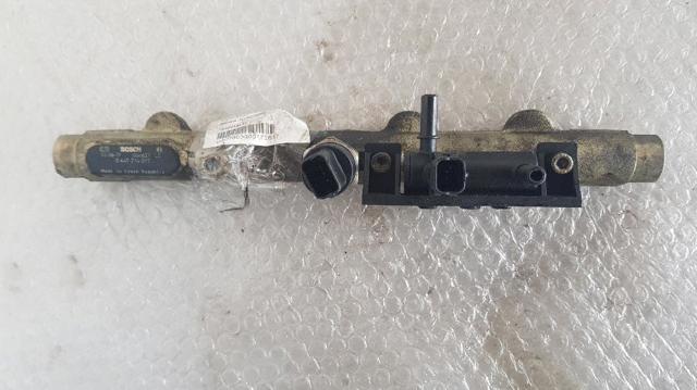 PEUGEOT 0445214017 Rampa de combustible  disponible Valladolid
