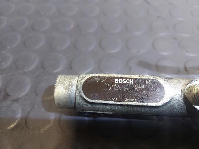 0445214017 PEUGEOT Rampa de combustible comprar Bilbao