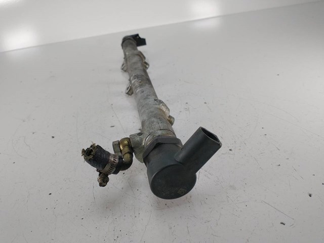 0445214030 BMW Rampa de combustible  disponible Ourense