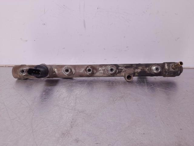 0445214065 RENAULT Rampa de combustible  en stock Córdoba