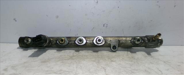0445214065 Rampa de combustible  en stock Granada