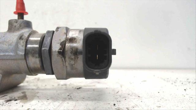 0445214085 Rampa de combustible  comprar en Zaragoza