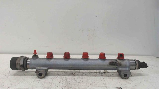 HYUNDAI 0445214085 Rampa de combustible  en stock Terrassa