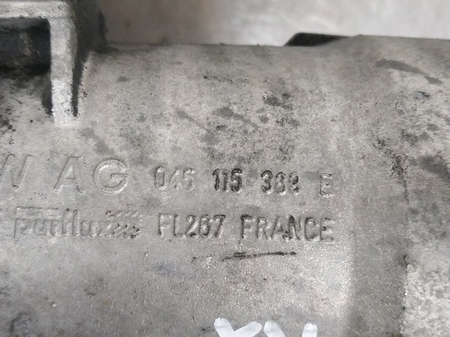 VAG 045115389E Portafiltro de aceite  en stock Salamanca